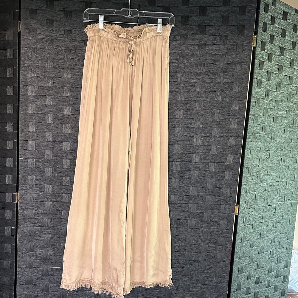 Venti6 Champagne Ruched Pants - Size L